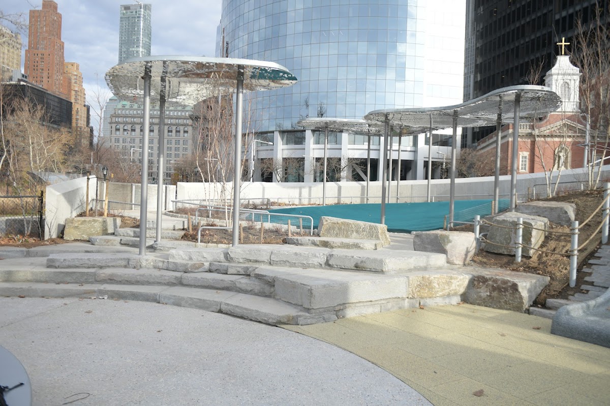 Battery Playscape - Photo 1