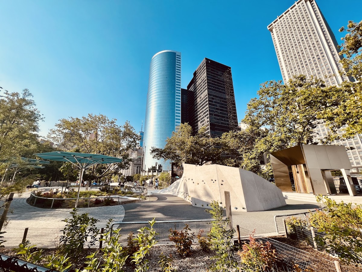 Battery Playscape - Photo 5