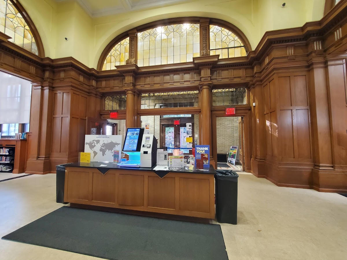 Brooklyn Public Library - Park Slope Branch - Photo 4