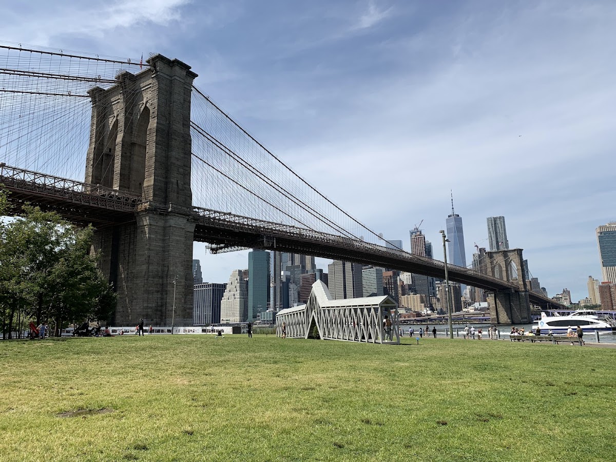 Empire Fulton Ferry - Photo 1