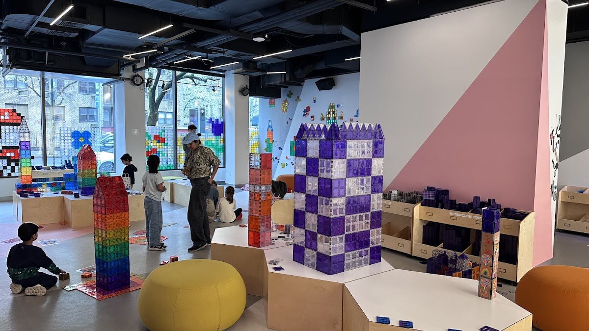 Genius Gems NYC - Photo 2