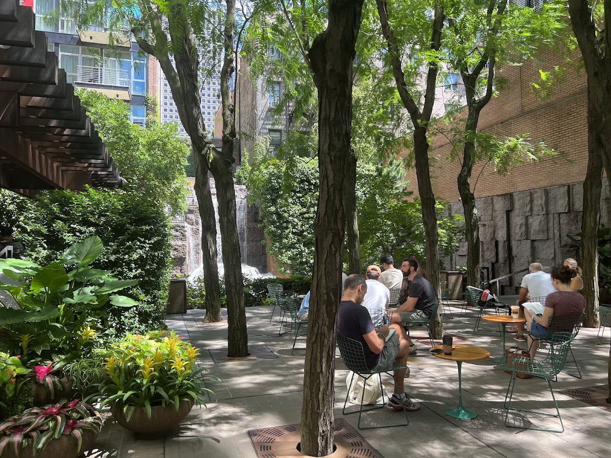 Greenacre Park - Photo 2