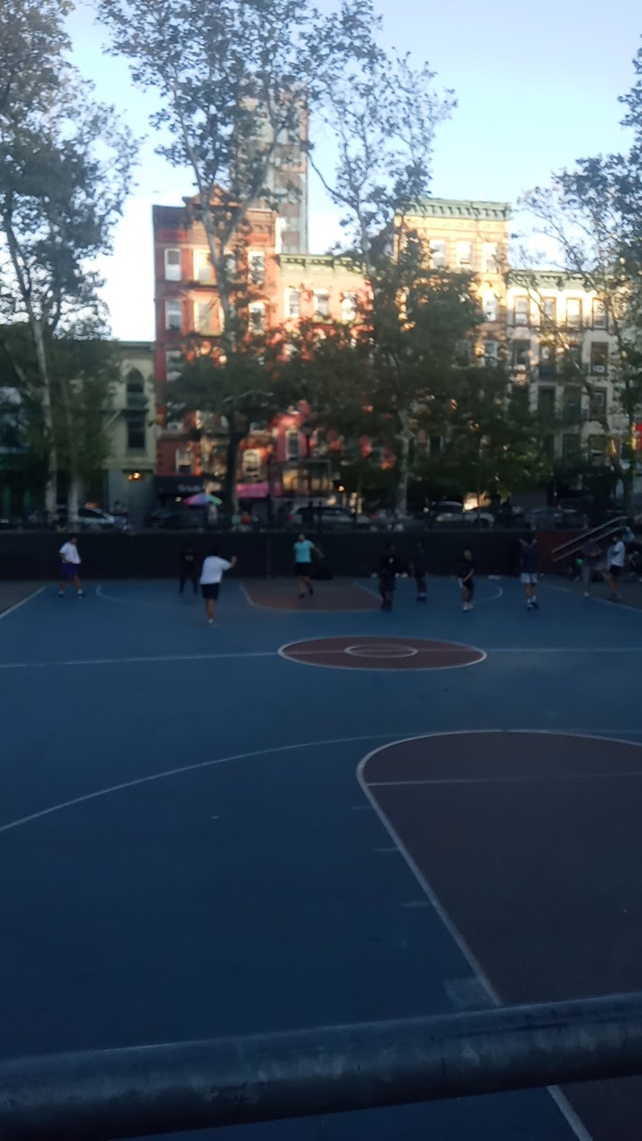 Hester St. Playground - Photo 3