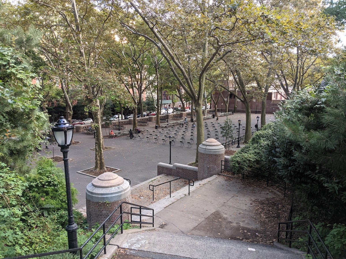 Jackie Robinson Park - Photo 4