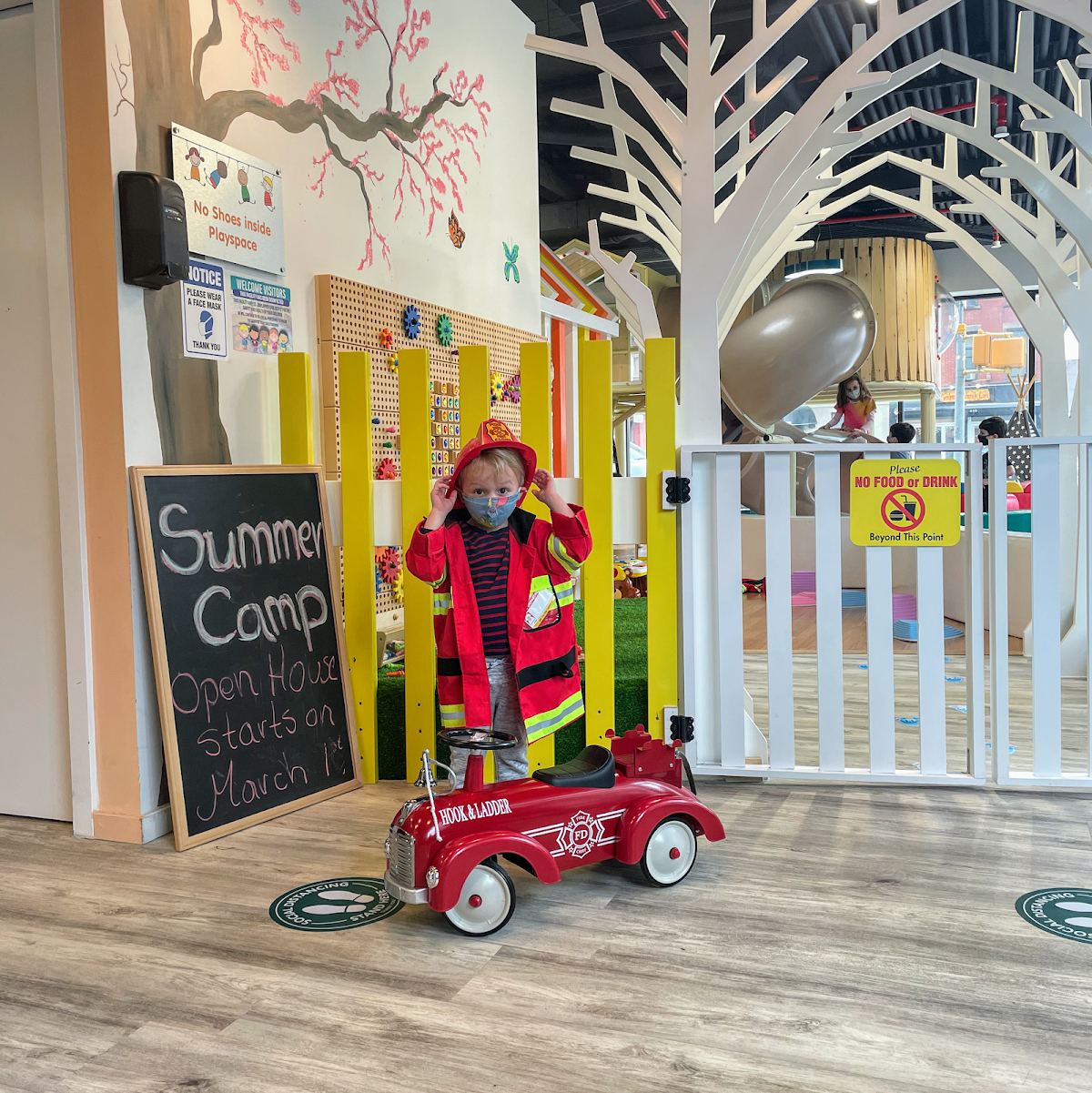 Kids Town Play Space - Photo 9