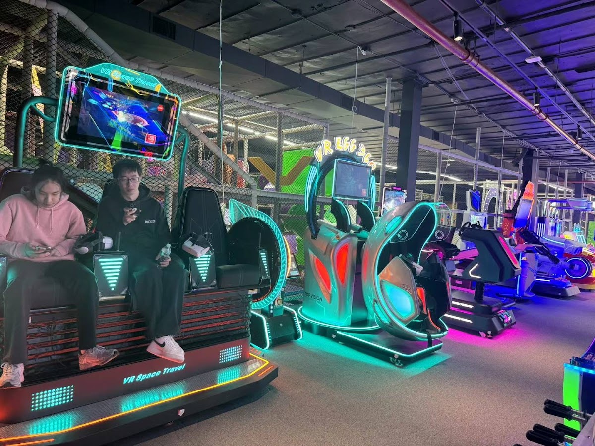 Max Funland - Photo 9