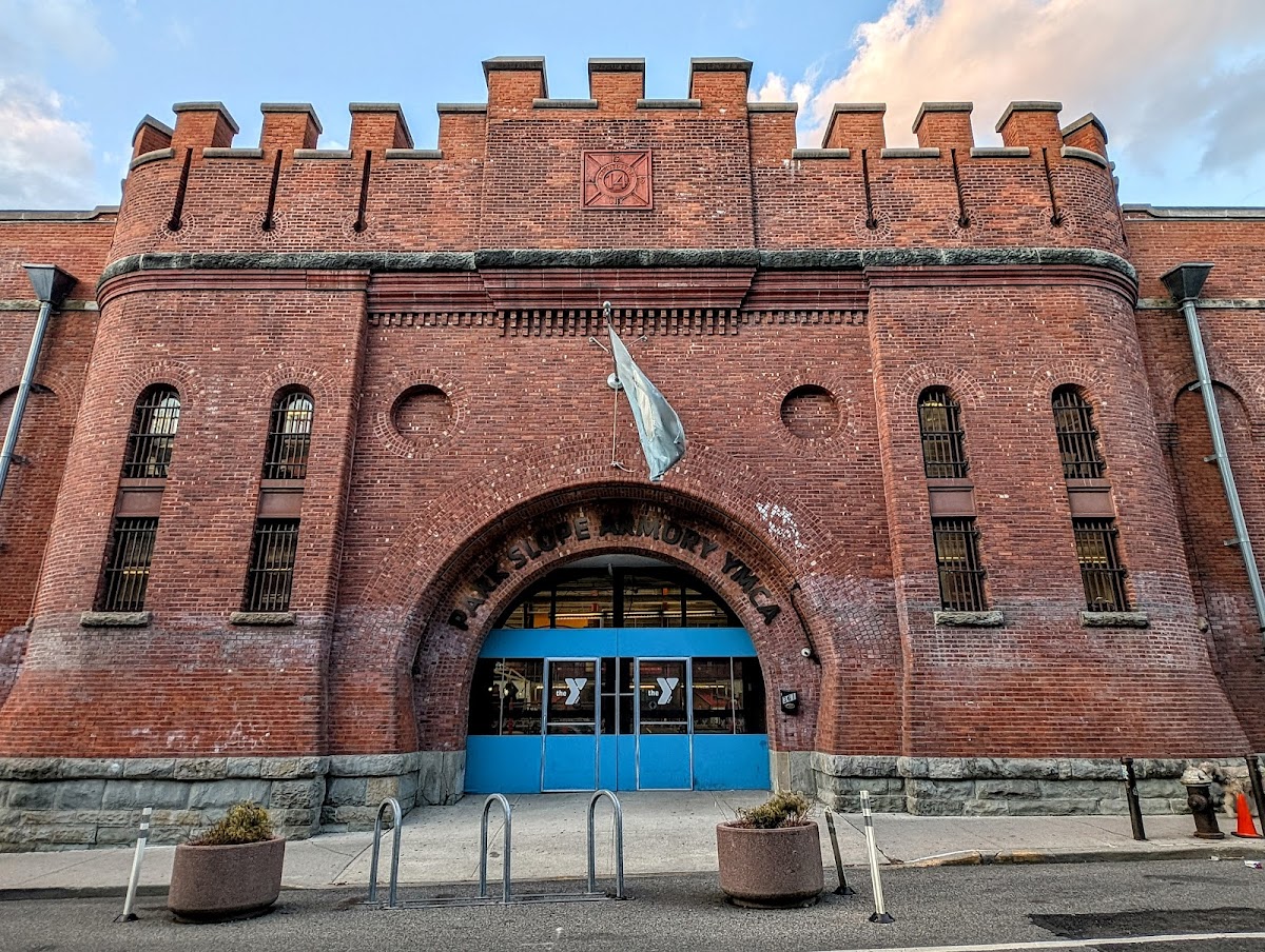 Park Slope Armory YMCA - Photo 3