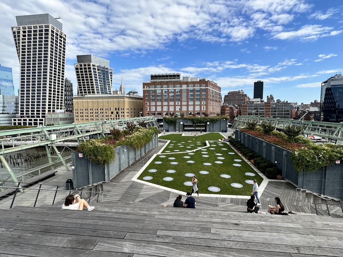 Pier 57 Rooftop Park - Photo 4