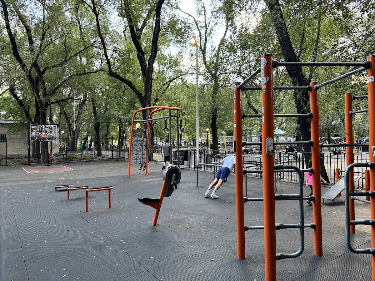 Seward Park - Photo 2