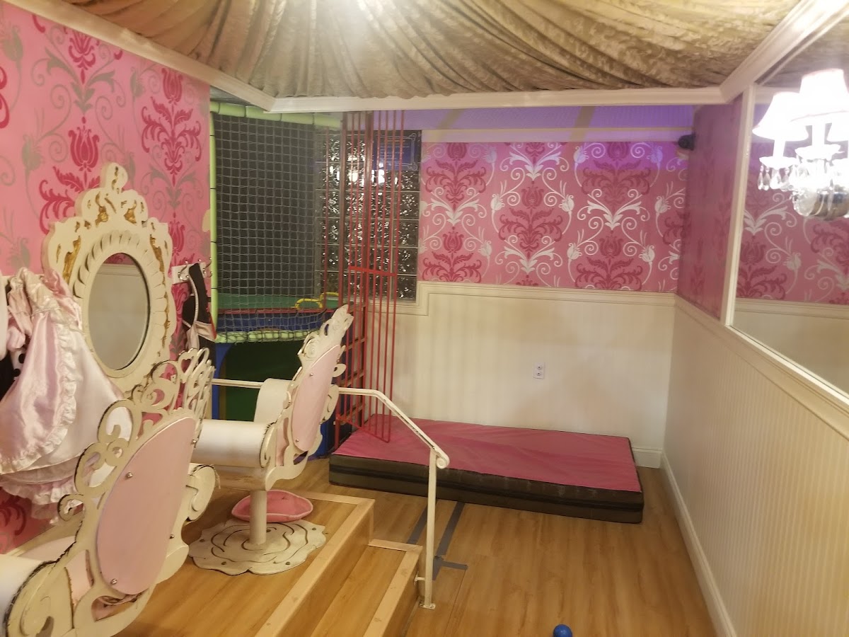 Twinkle Playspace - Photo 6