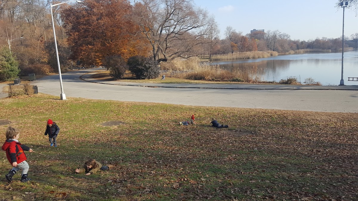 Vanderbilt Playground - Photo 7